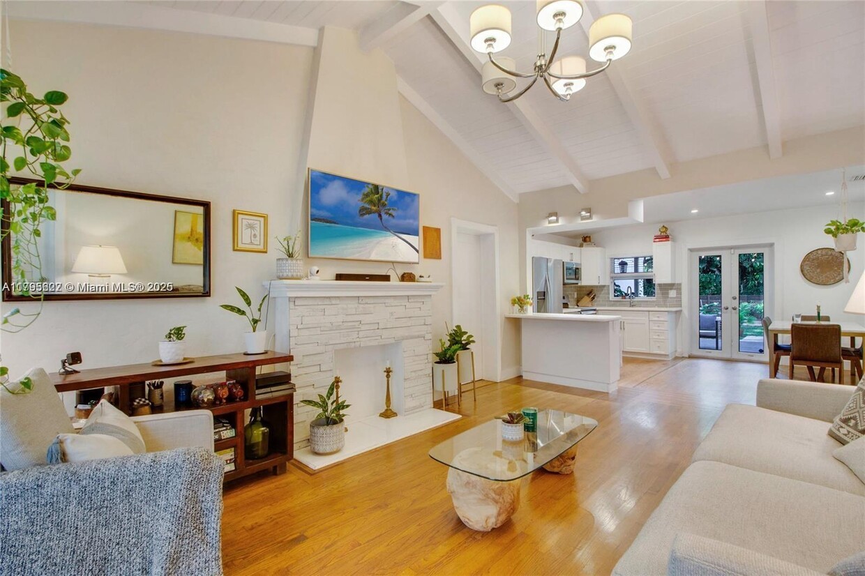 Foto principal - 45 NW 93rd St