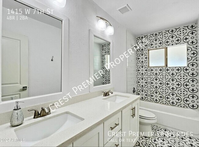 Building Photo - 1415 W 7th St