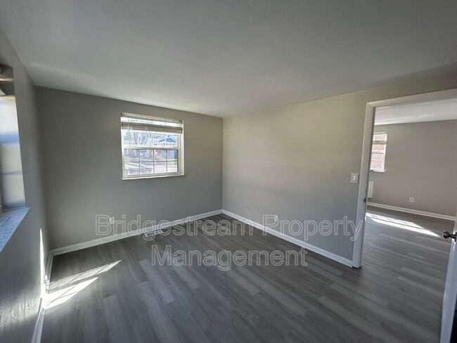 Building Photo - 2605 Revere Ave