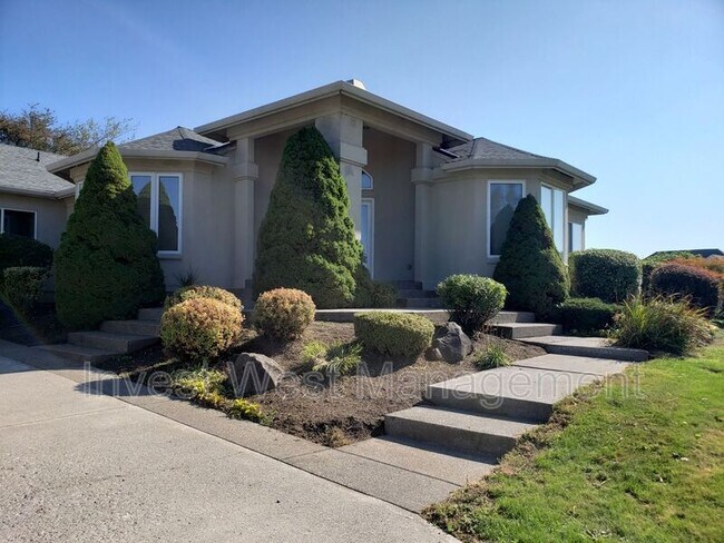 Building Photo - 3107 SE 300th Ave