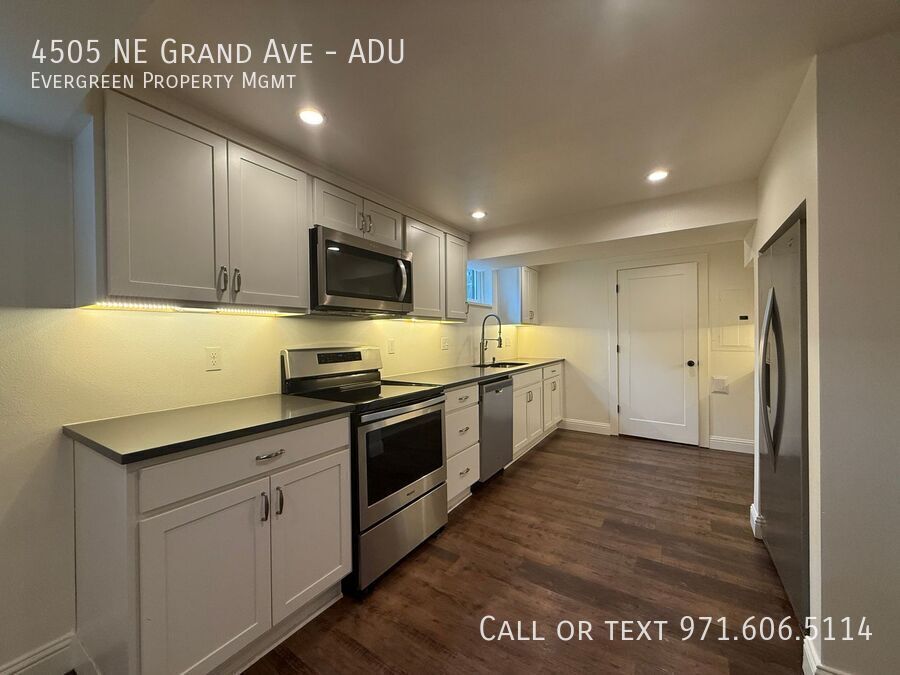 Foto principal - 4505 NE Grand Ave