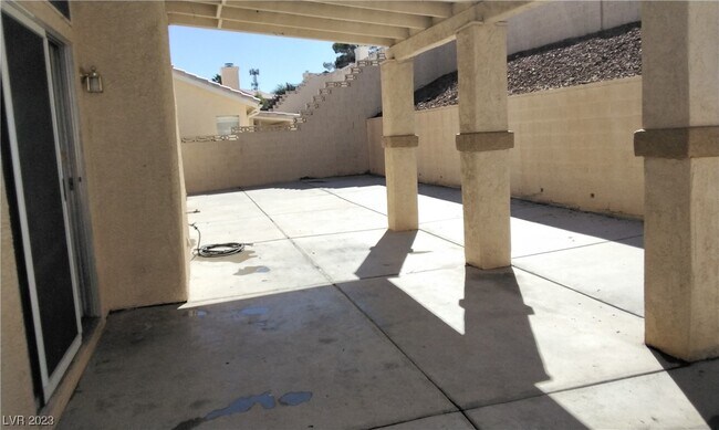 Building Photo - 3717 Iverson Ln