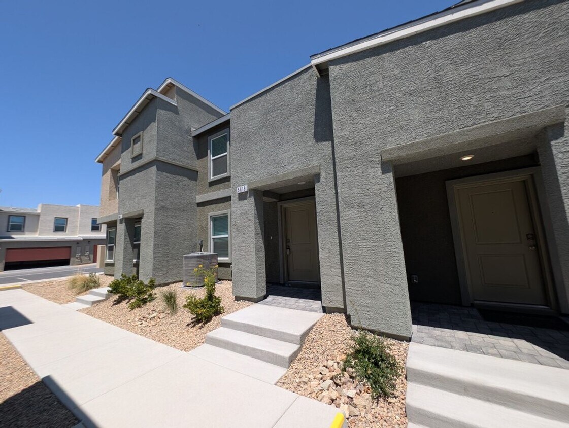 Foto principal - 5019 Chapin Mesa Ave