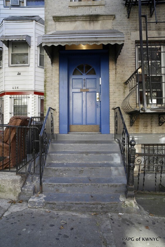 Foto del edificio - 424 44th St