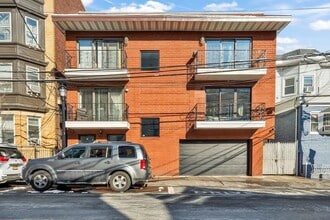 Building Photo - 226 49th St
