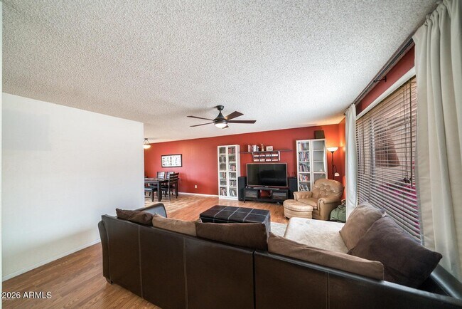 Foto del edificio - 1621 E Dunbar Dr