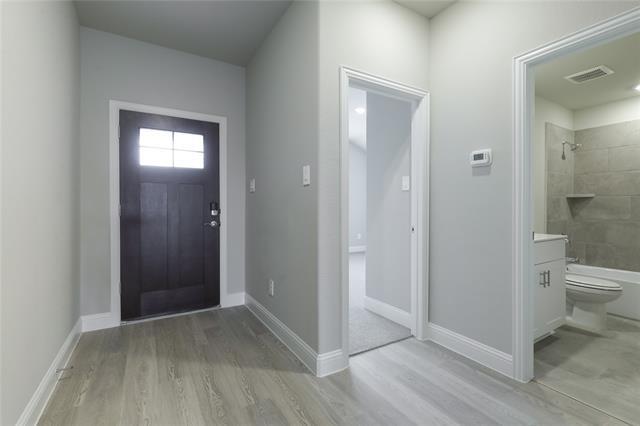 Foto del edificio - 3405 Pat Mayse Dr