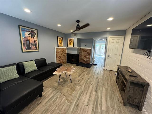 Foto principal - 4224 Rawlins St