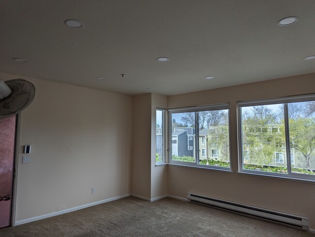 Building Photo - 3695 Stevenson Blvd