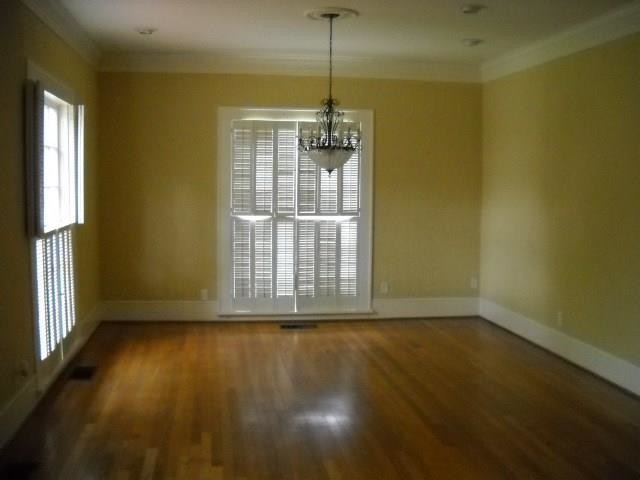 Building Photo - 774 Elmwood Dr
