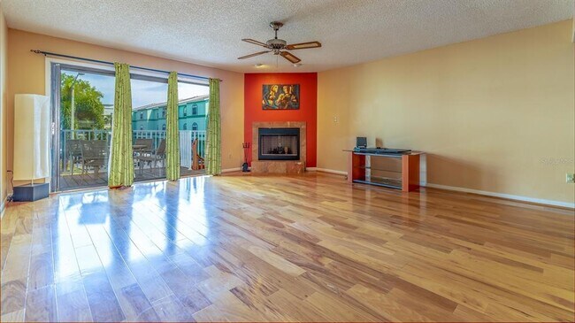 Foto del edificio - 745 Pinellas Bayway S