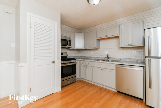 Building Photo - 2705 Peachwood Trail
