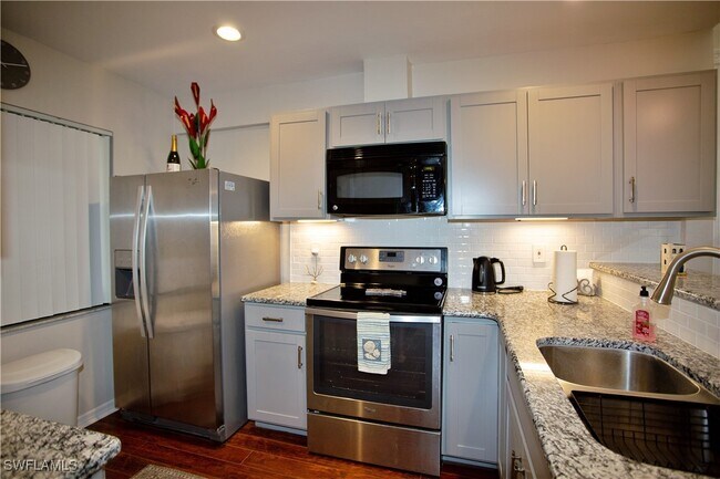Foto del edificio - 9871 Citadel Ln