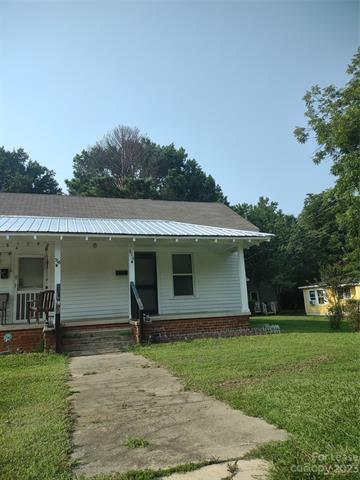 Building Photo - 516 Benton St