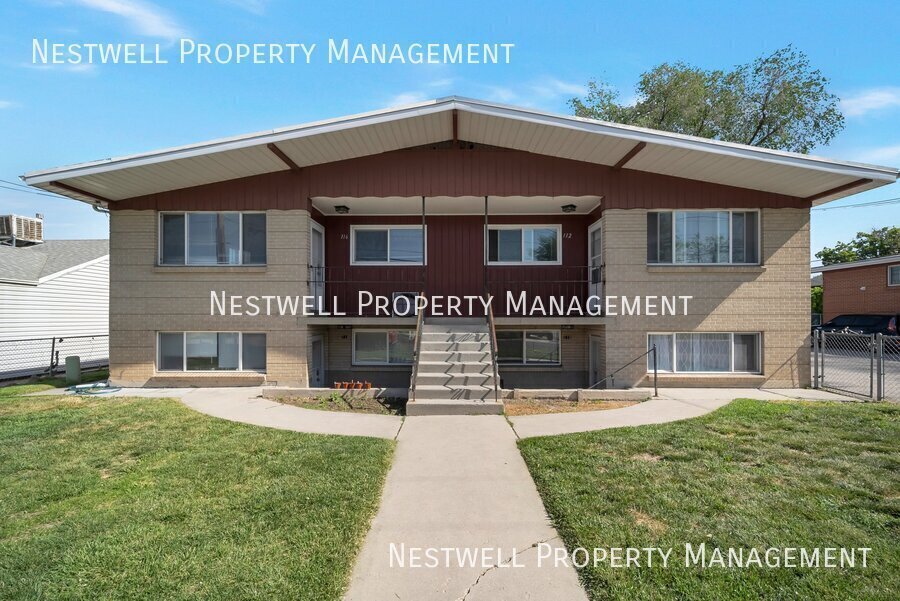 Primary Photo - 116 W Angelo Ave