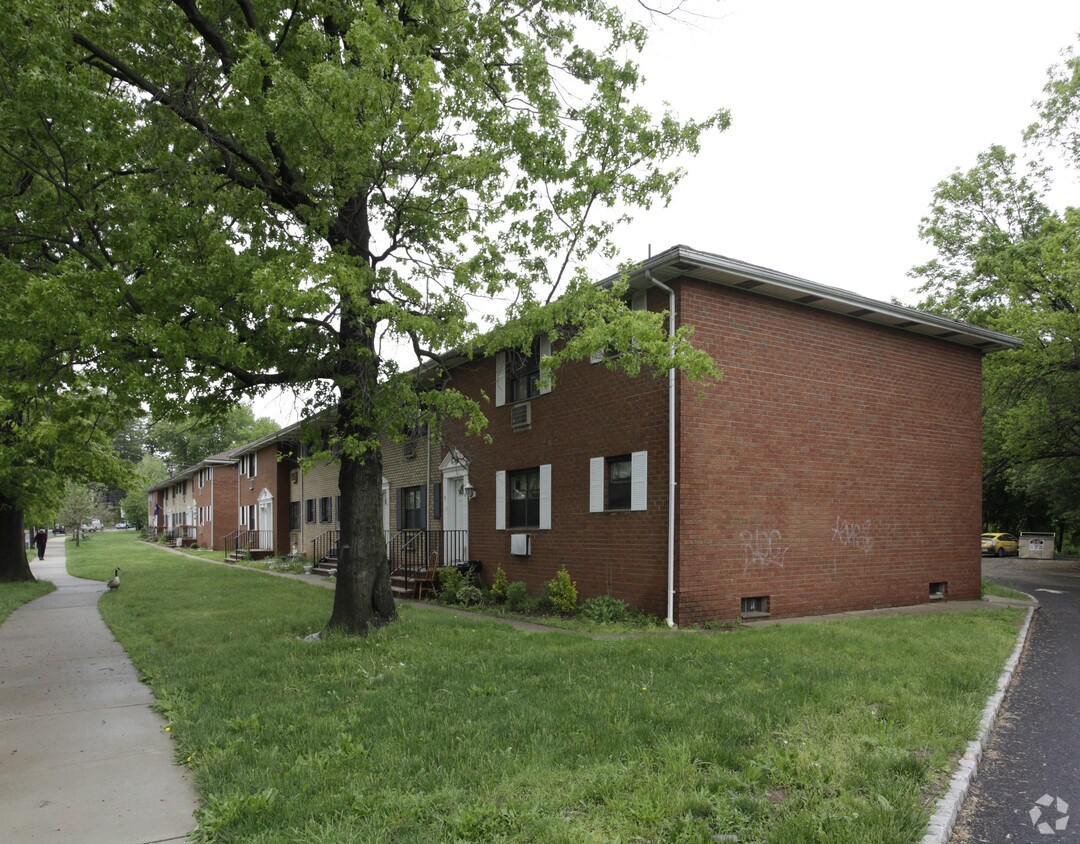 East Gate Apartaments - East Gate Apartments