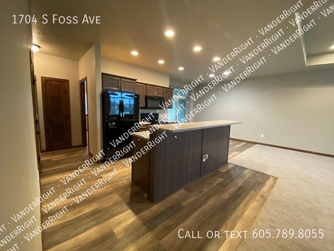 Foto del edificio - 1704 S Foss Ave