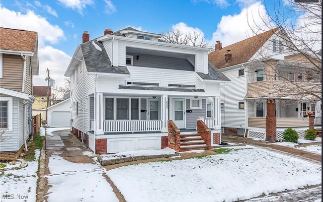 Building Photo - 2085 Chesterland Ave