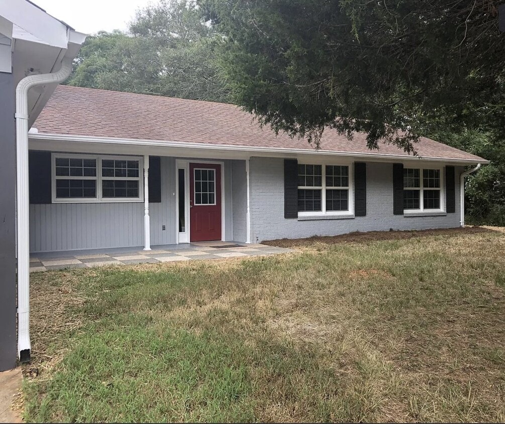 Photo - 1830 Greensboro Hwy (Watkinsville, GA)
