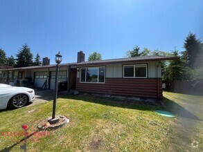 Building Photo - 1099 Old Hwy 99 SE