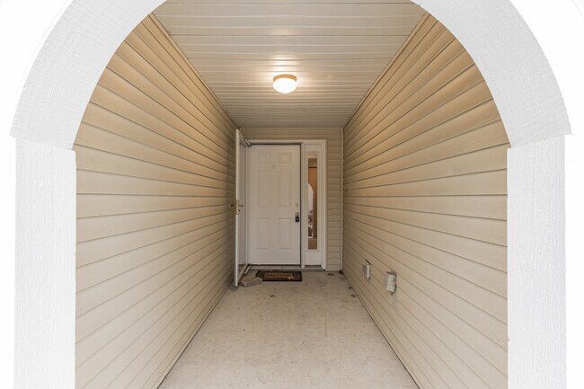 Foto del edificio - 1518 Golden Oak Dr