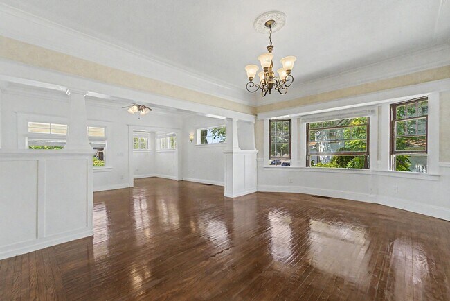 Foto del edificio - 3 bedroom 2 Bath Home MUST SEE