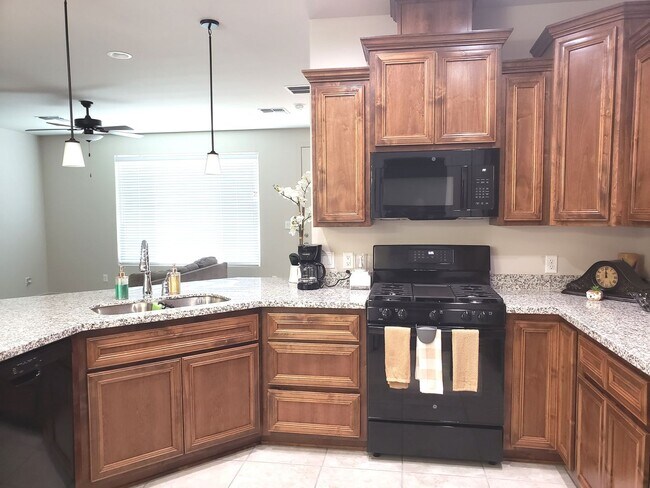 Foto del edificio - New Home for Rent!