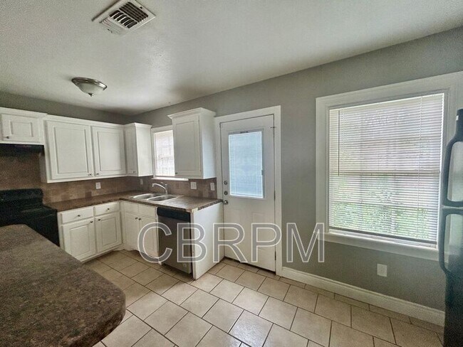 Foto del edificio - 2101 15th St