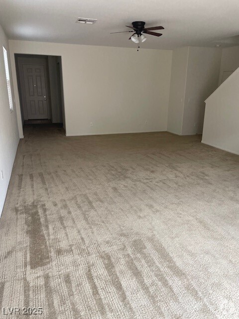 Building Photo - 9233 Valley Betica Ave