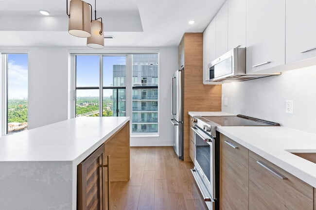 Photo du bâtiment - 200 Redpath Ave