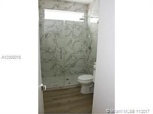 Foto del edificio - 3121 SW 25th St