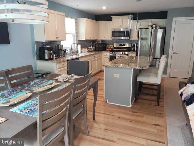 Building Photo - 18330 Patchwork Dr