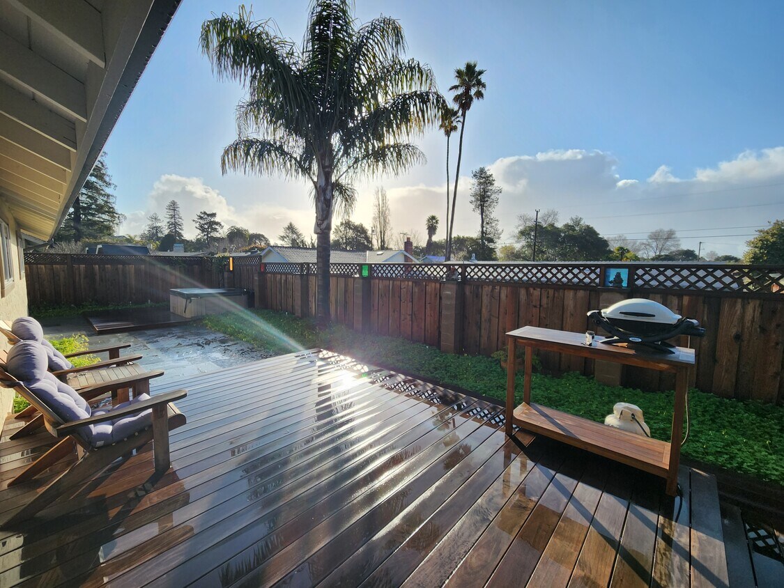 Foto principal - 265 Pinewood St