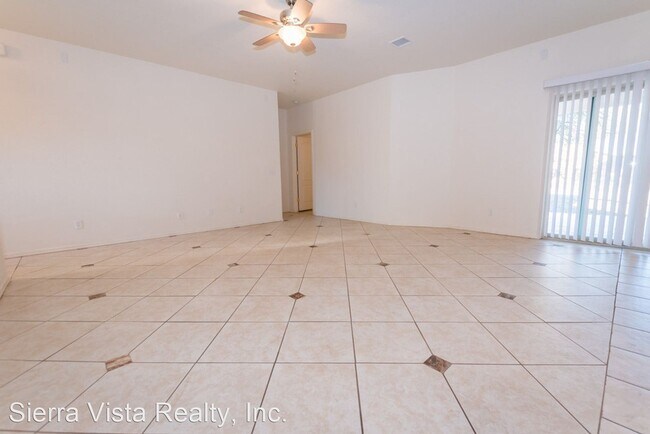 Building Photo - 4 br, 2 bath House - 1467 Calle Esperanza