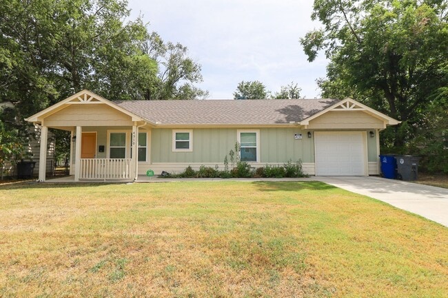 Building Photo - 3 Bed | 2 Bath in North Tulsa!