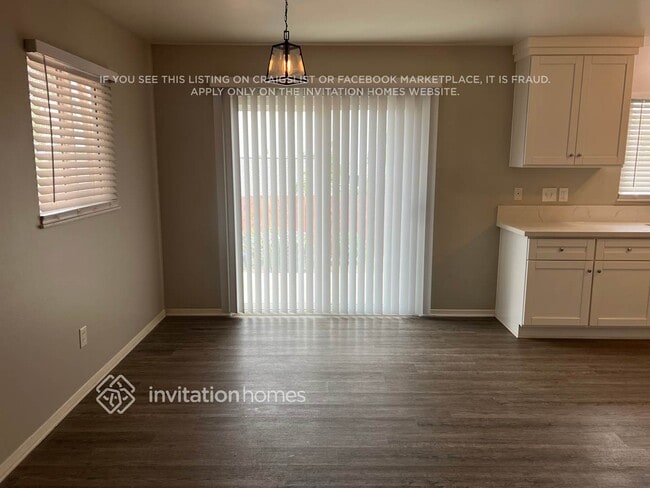 Foto del edificio - 321 W Hacienda Dr