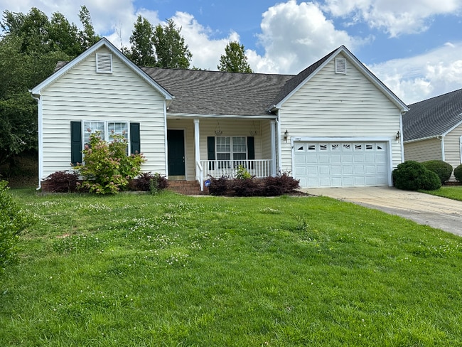 Building Photo - 4722 Lone Tree Ct