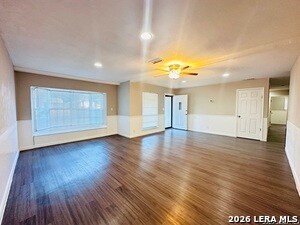 Building Photo - 10806 Lazy Oaks Dr