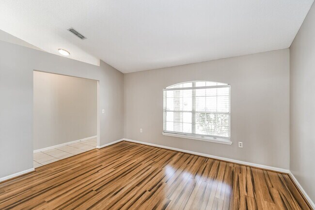 Foto del edificio - 1848 Broadhaven Dr