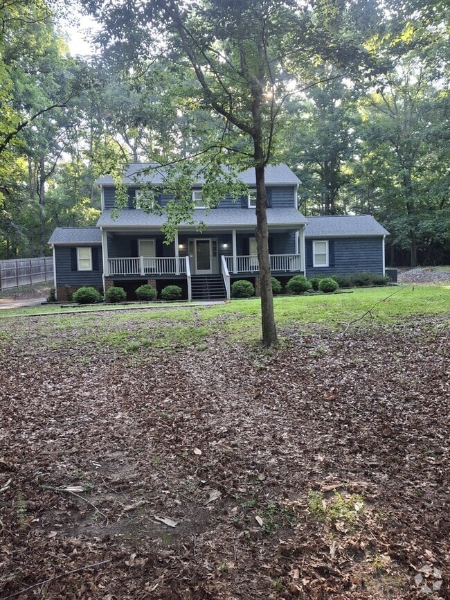 Building Photo - 211 Barrington Dr