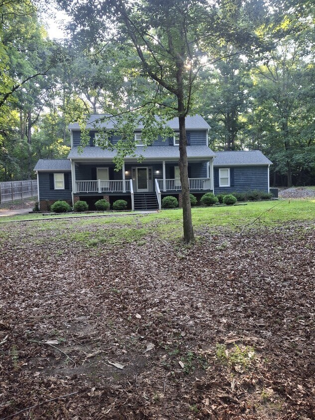Foto principal - 4 Bedroom 3.5 bath