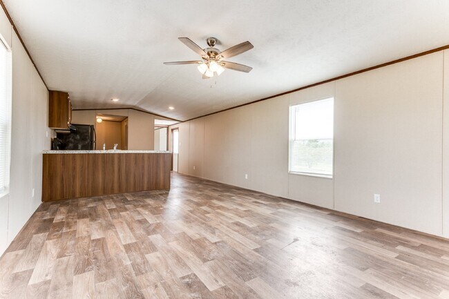 Foto del edificio - Charming 3-Bed, 2-Bath Mobile Home in Thor...