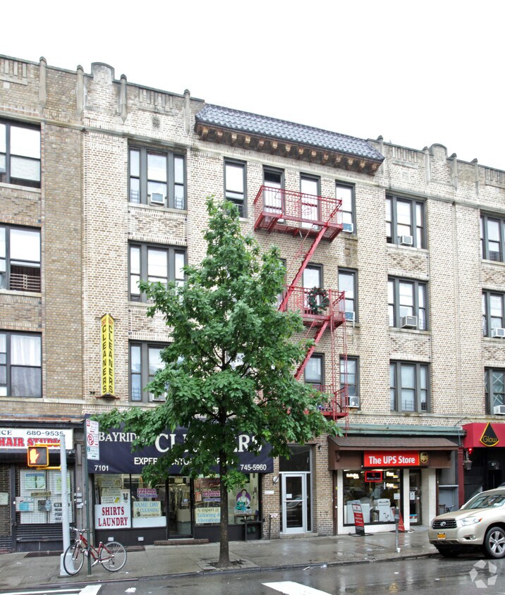 Building Photo - 7101 3rd Ave