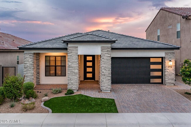 Building Photo - 6615 E Libby St