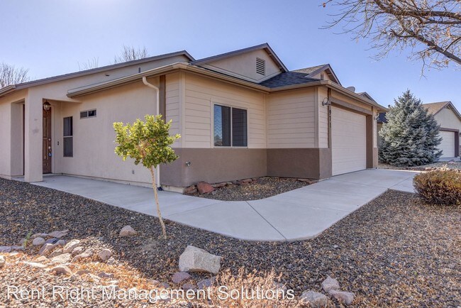 Building Photo - 3 br, 2 bath House - 971 Newton Way