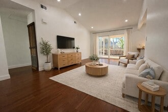 Building Photo - 9785 Ridge Creek Rd
