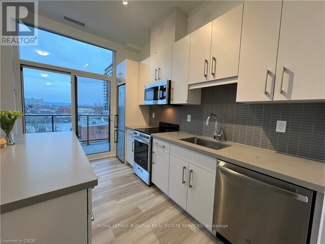 Photo du bâtiment - 2007 James St