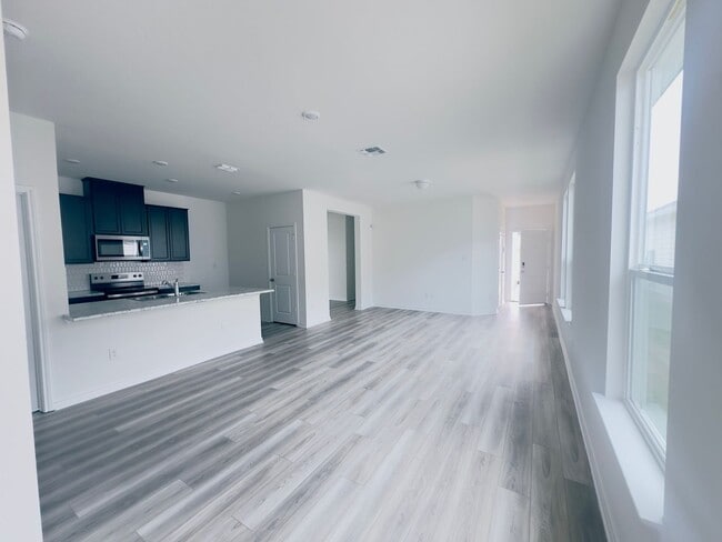 Building Photo - 14311 Calaveras Cv