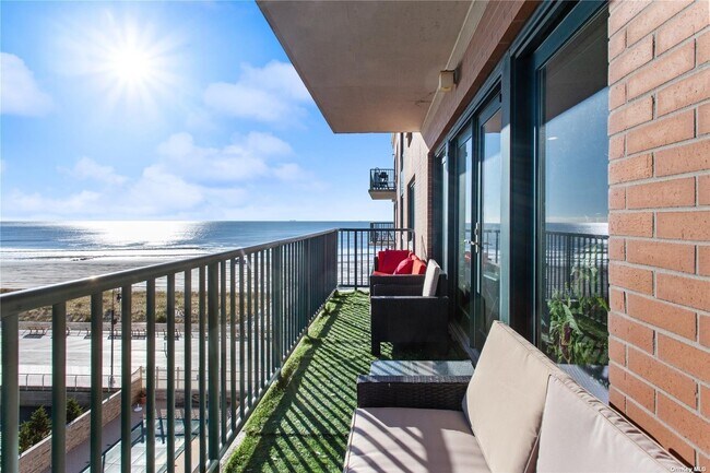 Foto del edificio - 260 W Broadway