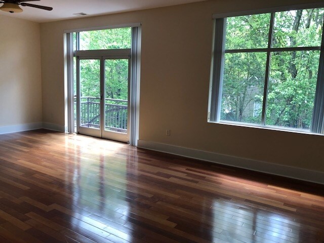 Foto del edificio - 511 E 34th St